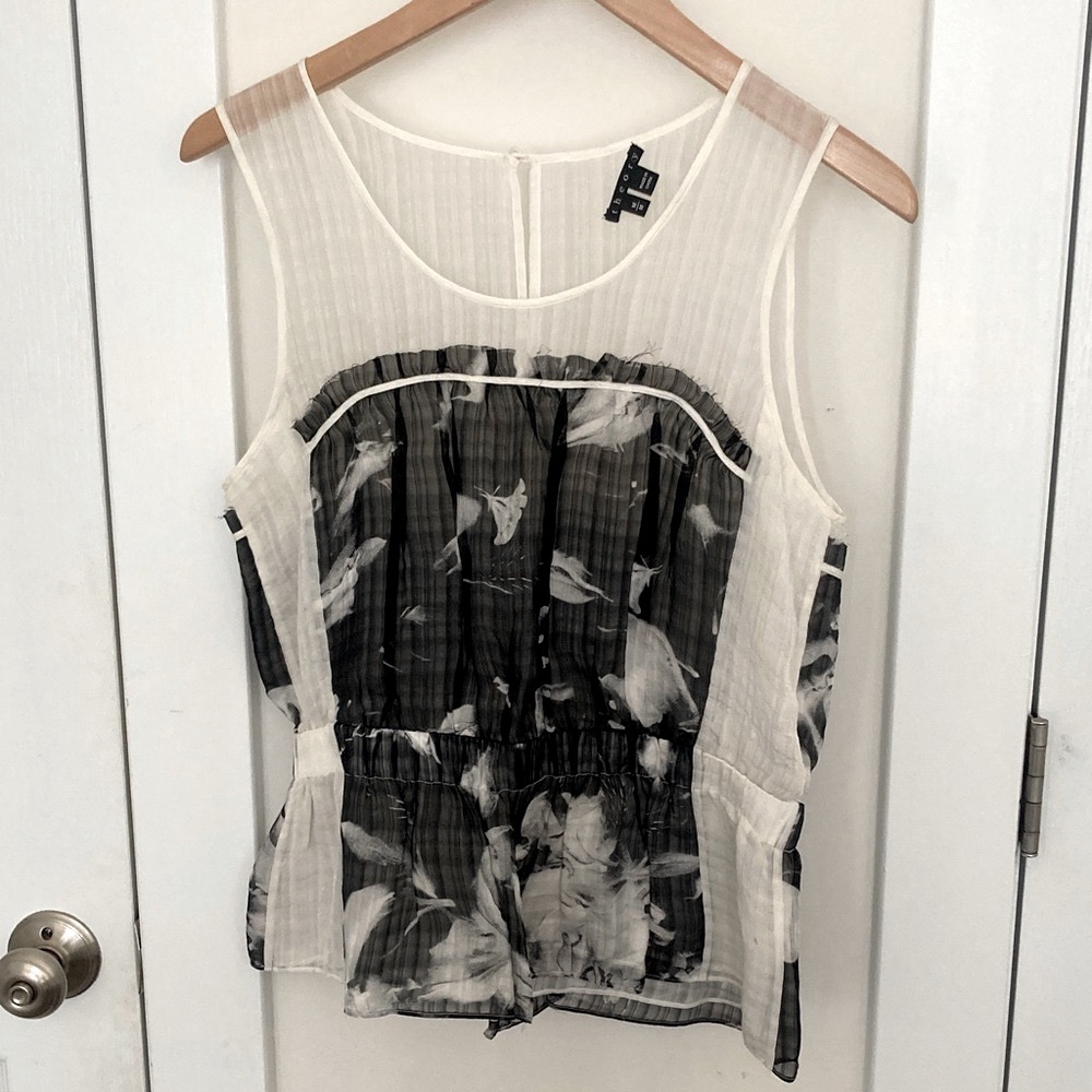 🌻 theory sleeveless silk blouse